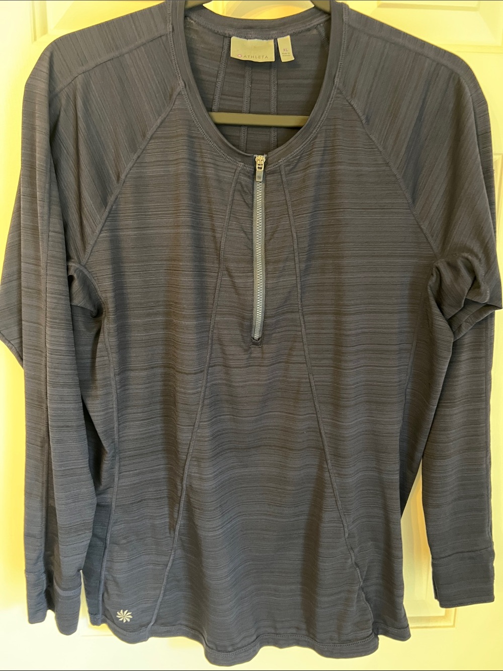 Athleta Navy Blue Quarter-Zip Long Sleeve Swim/Athletic Top.  XL